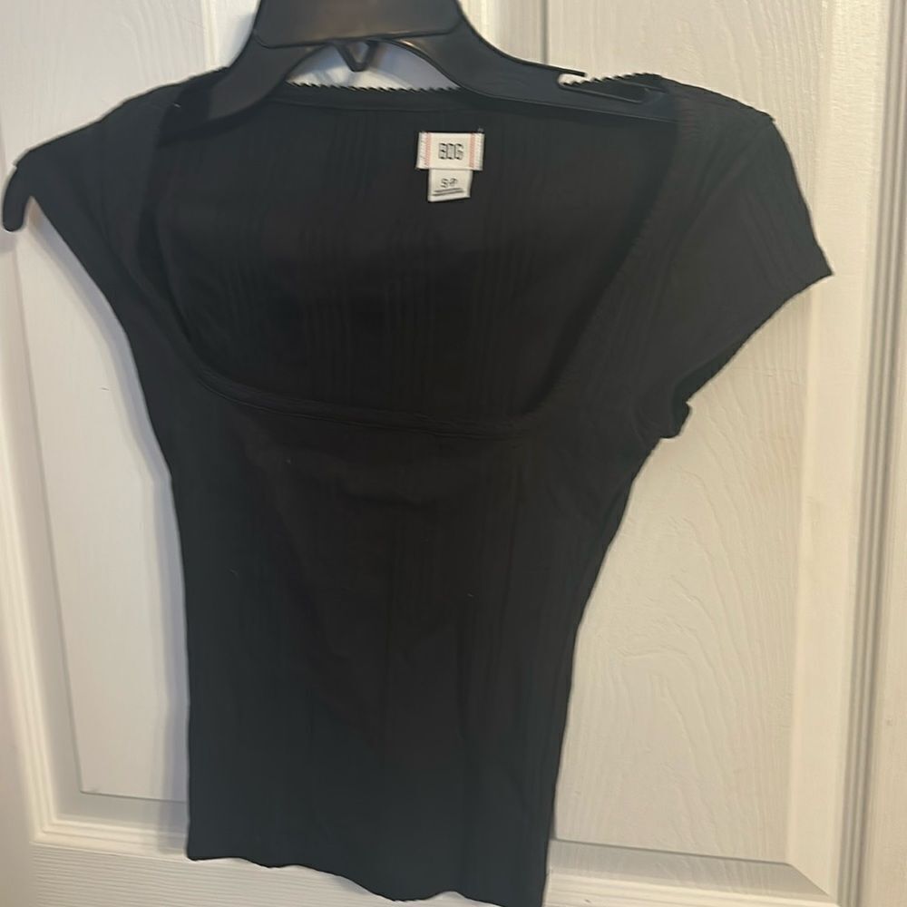BDG Top NWOT With Flaw Pictured Size. Small